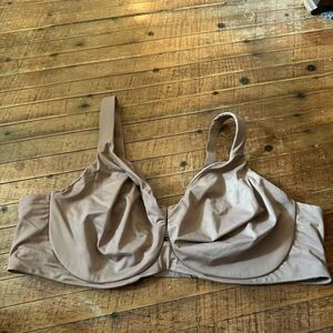 Spanx nude soft no wire 42DD satiny lined bra
